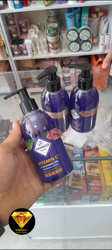 ژل شست و شوی صورت حاوی ویتامین سی